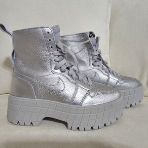 Nike Women's Silver Lace Up Platform Boots
